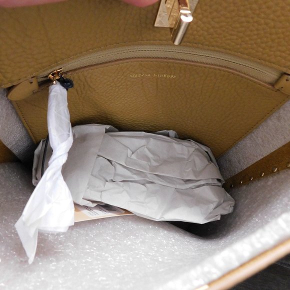 New Rebecca Minkoff Kate Darren Tan leather Bucket Shoulder Bag - Picture 7 of 7